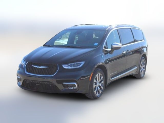 2025 Chrysler Pacifica Hybrid Pinnacle