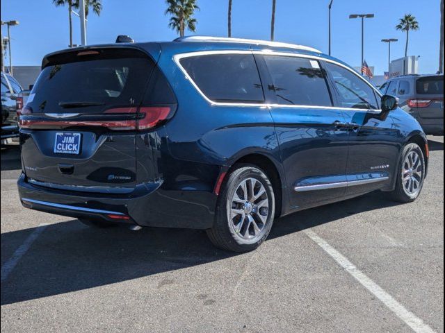 2025 Chrysler Pacifica Hybrid Pinnacle