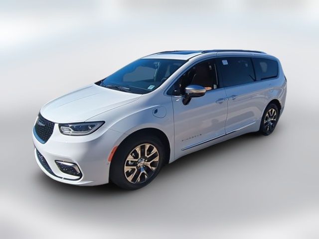 2025 Chrysler Pacifica Hybrid Pinnacle