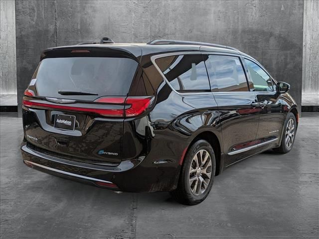 2025 Chrysler Pacifica Hybrid Pinnacle