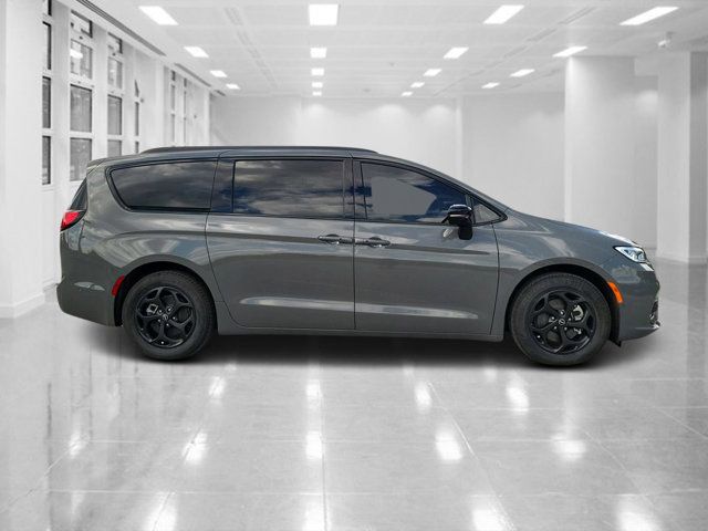 2025 Chrysler Pacifica Hybrid Premium S Appearance Pkg