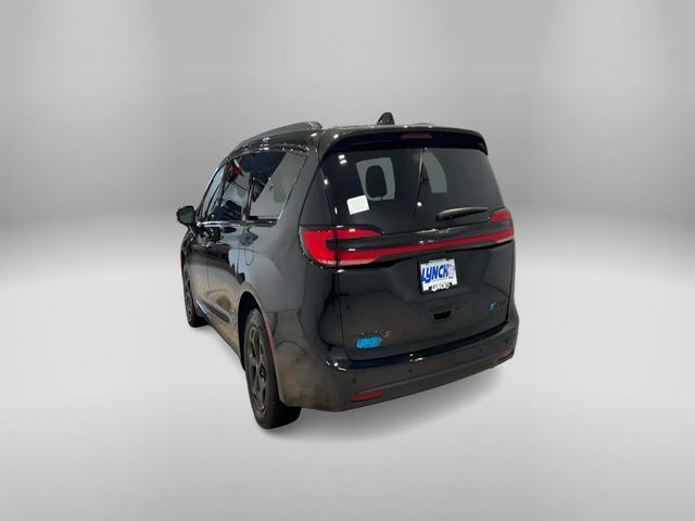 2025 Chrysler Pacifica Hybrid Premium S Appearance Pkg