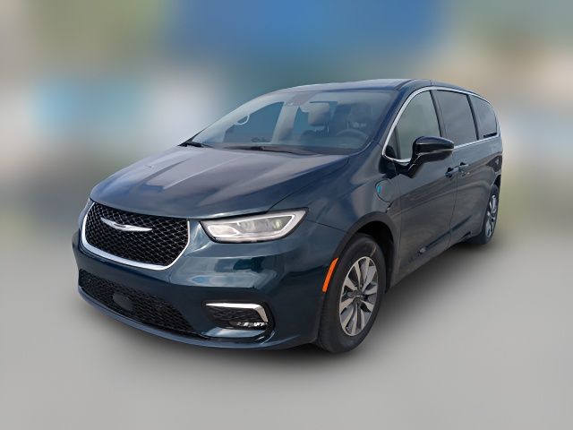 2025 Chrysler Pacifica Hybrid Select