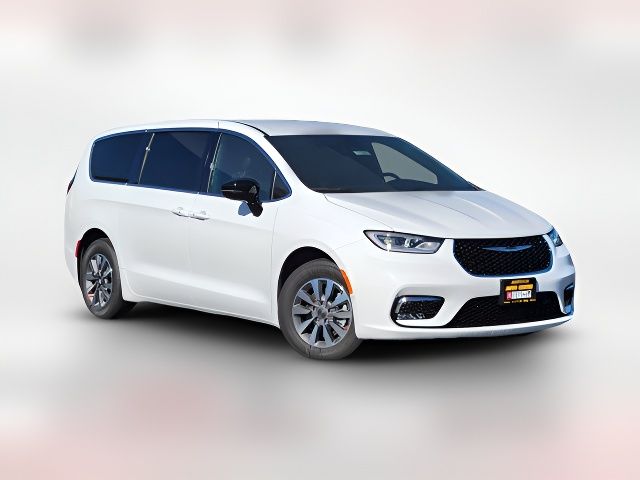 2025 Chrysler Pacifica Hybrid Select