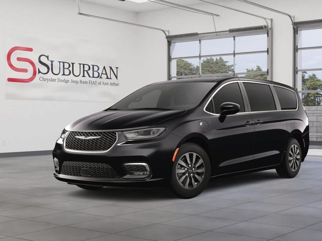 2025 Chrysler Pacifica Hybrid Select