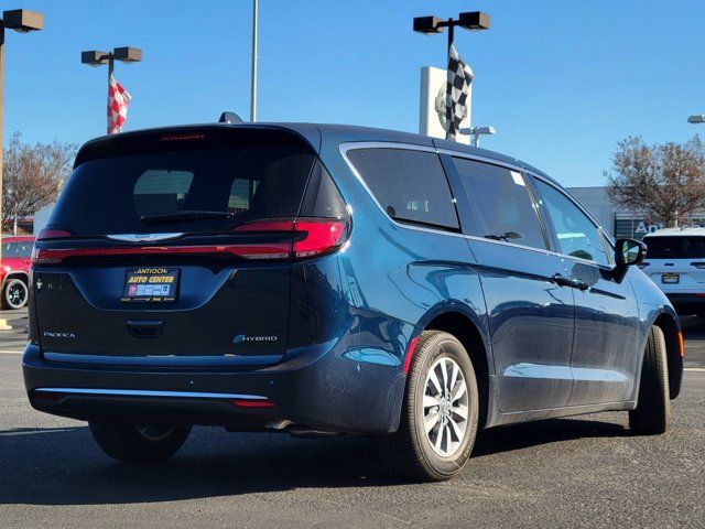 2025 Chrysler Pacifica Hybrid Select