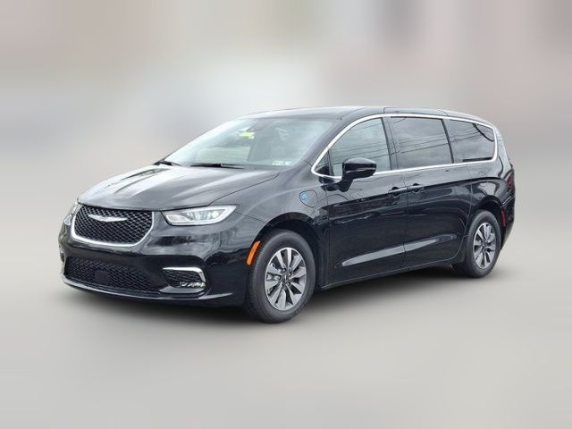 2025 Chrysler Pacifica Hybrid Select