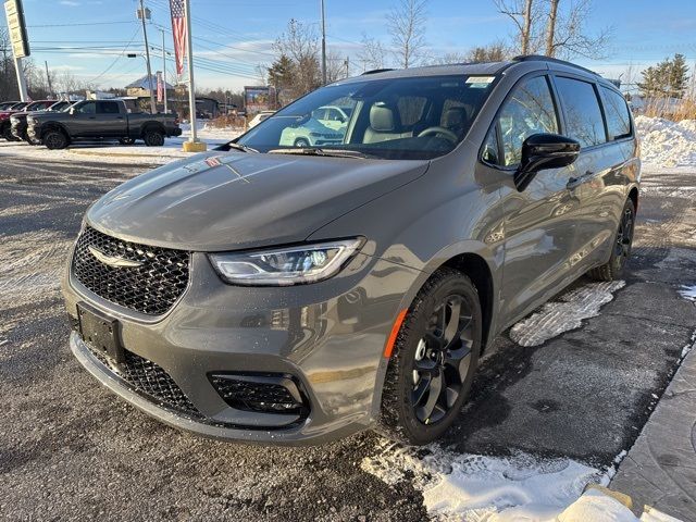 2025 Chrysler Pacifica Limited