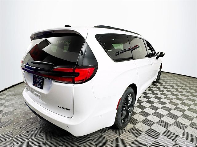 2025 Chrysler Pacifica Limited