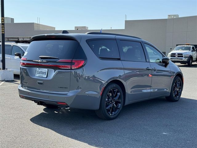 2025 Chrysler Pacifica Limited