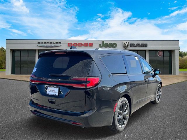 2025 Chrysler Pacifica Limited