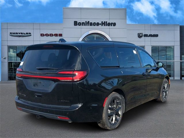 2025 Chrysler Pacifica Limited