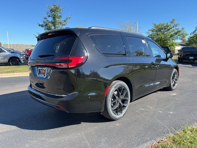 2025 Chrysler Pacifica Limited