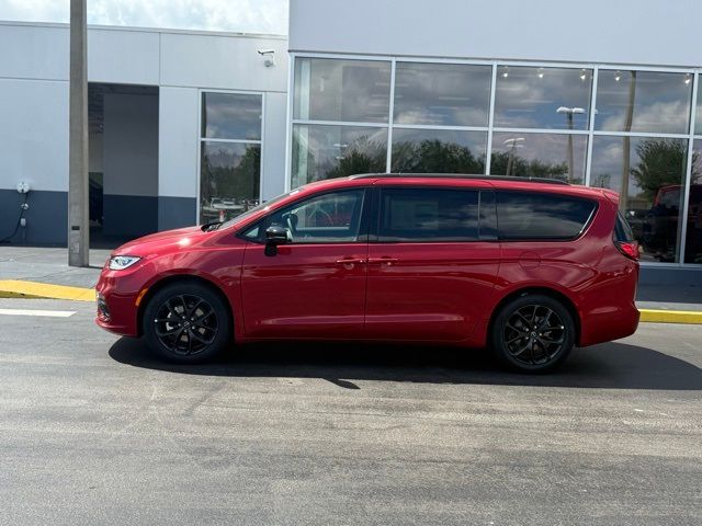 2025 Chrysler Pacifica Limited