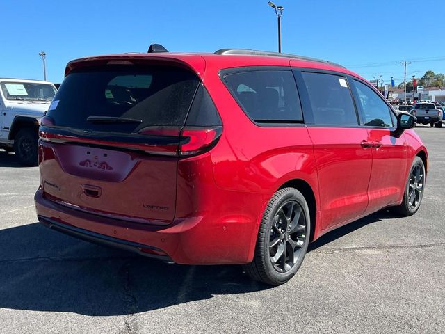 2025 Chrysler Pacifica Limited