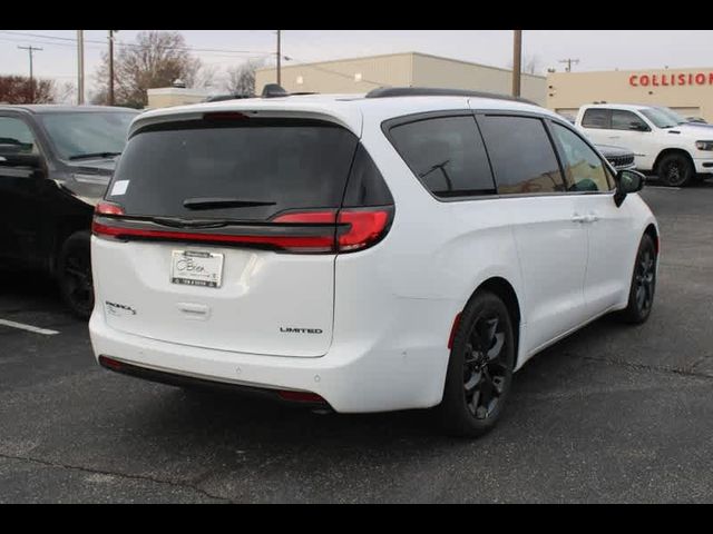 2025 Chrysler Pacifica Limited