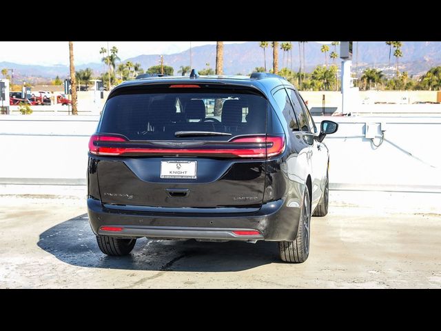 2025 Chrysler Pacifica Limited