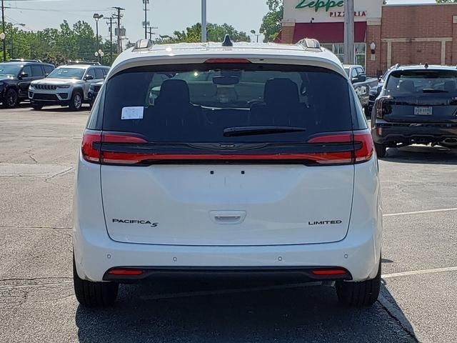 2025 Chrysler Pacifica Limited