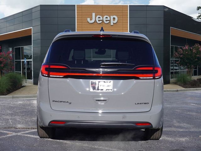 2025 Chrysler Pacifica Limited