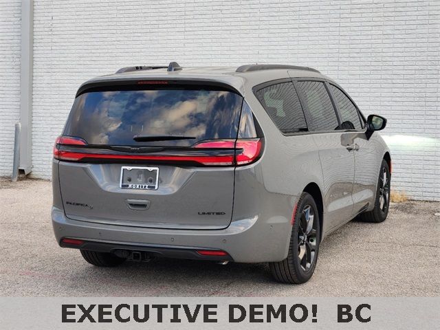 2025 Chrysler Pacifica Limited