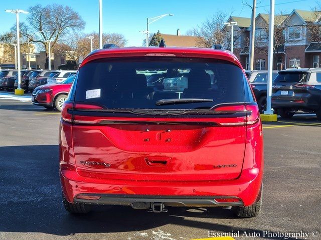 2025 Chrysler Pacifica Limited