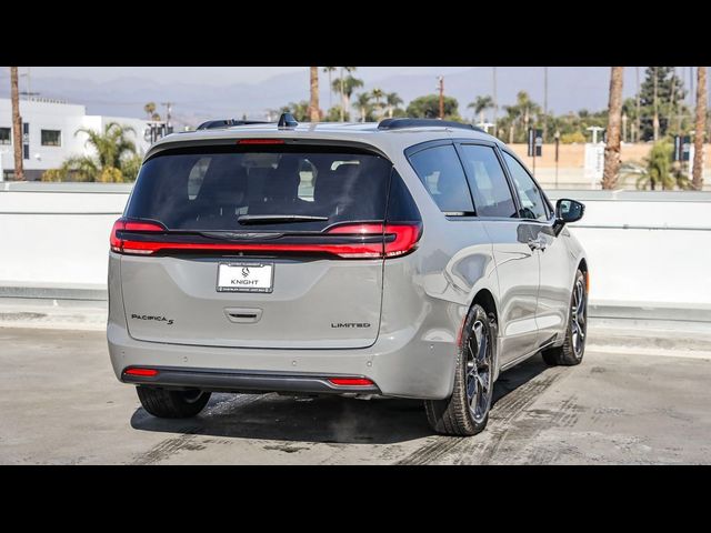 2025 Chrysler Pacifica Limited