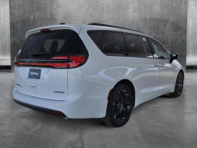 2025 Chrysler Pacifica Limited