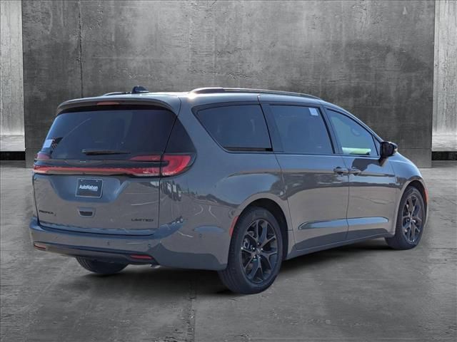 2025 Chrysler Pacifica Limited