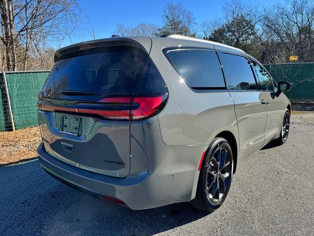 2025 Chrysler Pacifica Limited