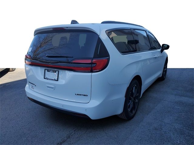 2025 Chrysler Pacifica Limited