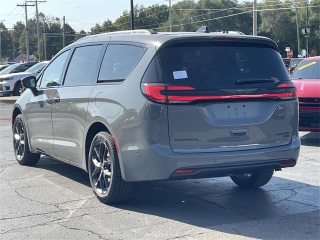 2025 Chrysler Pacifica Limited