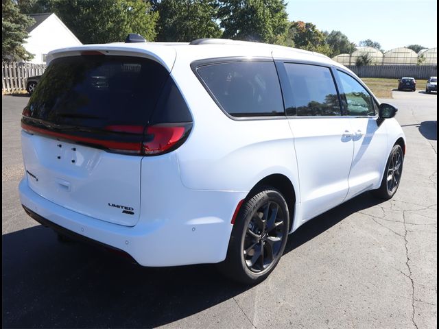 2025 Chrysler Pacifica Limited