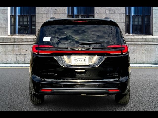 2025 Chrysler Pacifica Limited