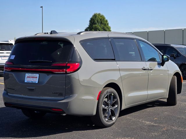 2025 Chrysler Pacifica Limited