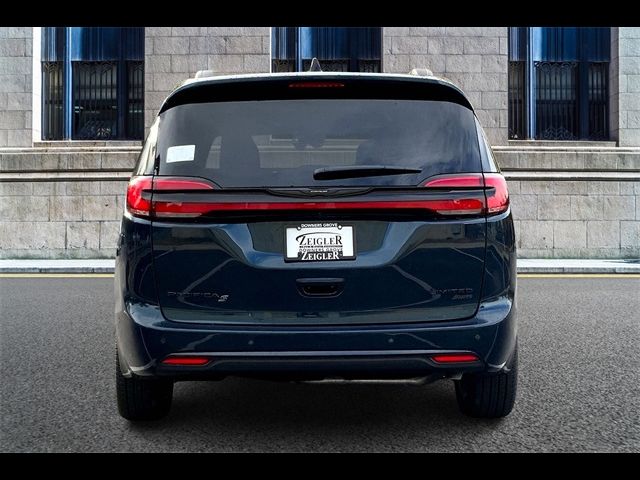 2025 Chrysler Pacifica Limited