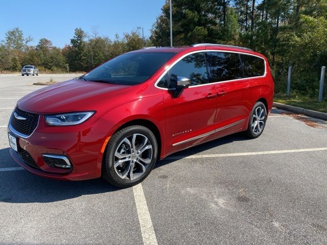 2025 Chrysler Pacifica Pinnacle