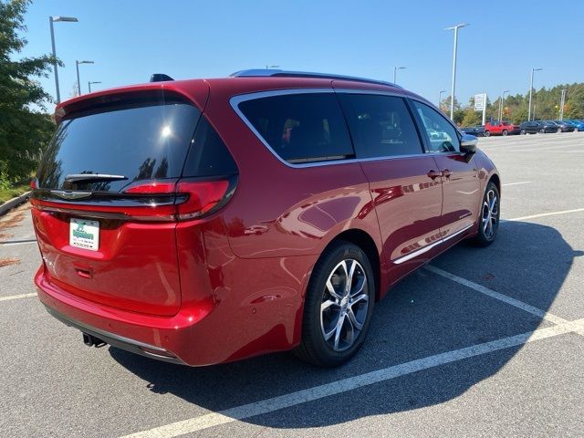 2025 Chrysler Pacifica Pinnacle