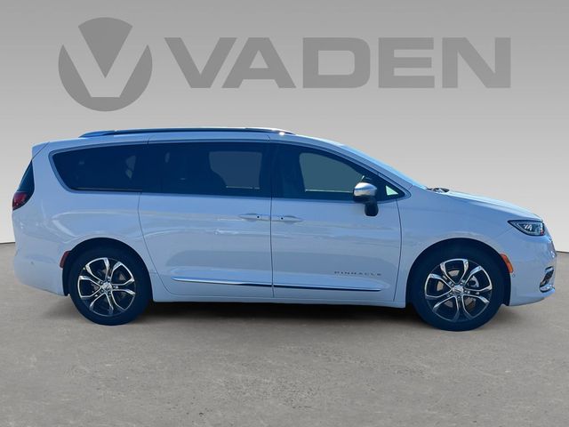 2025 Chrysler Pacifica Pinnacle