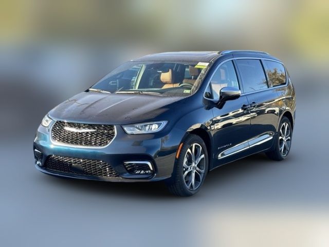 2025 Chrysler Pacifica Pinnacle