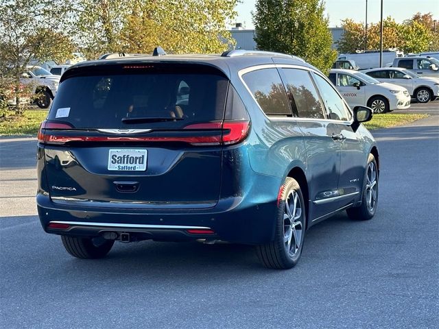 2025 Chrysler Pacifica Pinnacle