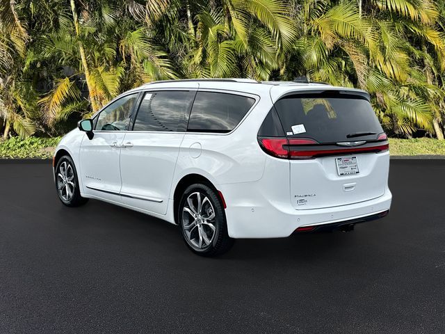 2025 Chrysler Pacifica Pinnacle