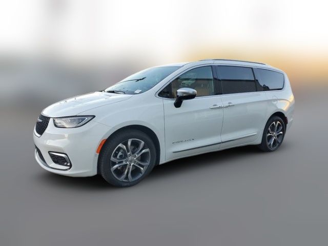 2025 Chrysler Pacifica Pinnacle