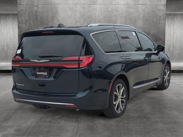 2025 Chrysler Pacifica Pinnacle