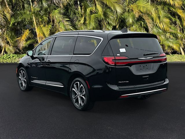 2025 Chrysler Pacifica Pinnacle