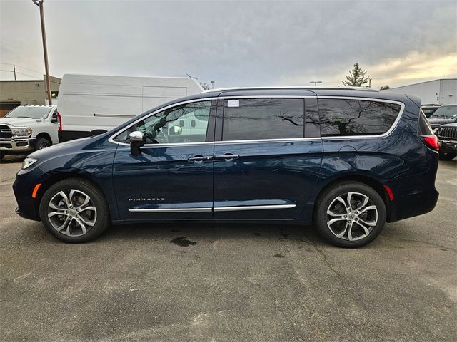 2025 Chrysler Pacifica Pinnacle