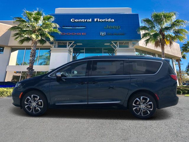 2025 Chrysler Pacifica Pinnacle