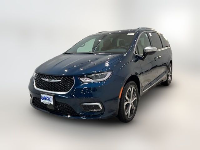 2025 Chrysler Pacifica Pinnacle