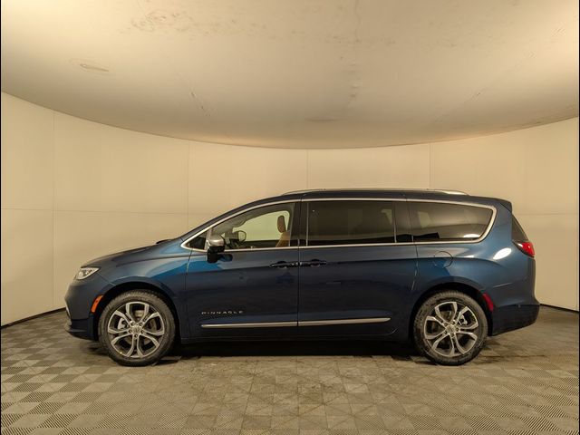 2025 Chrysler Pacifica Pinnacle