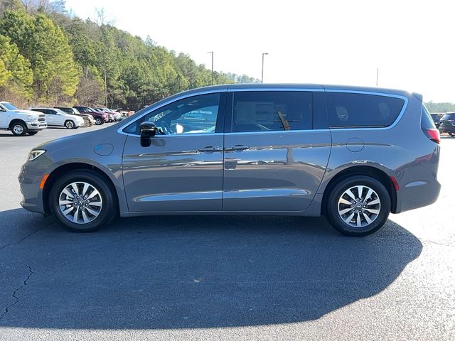 2025 Chrysler Pacifica Hybrid Select