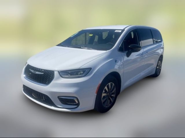 2025 Chrysler Pacifica Hybrid Select